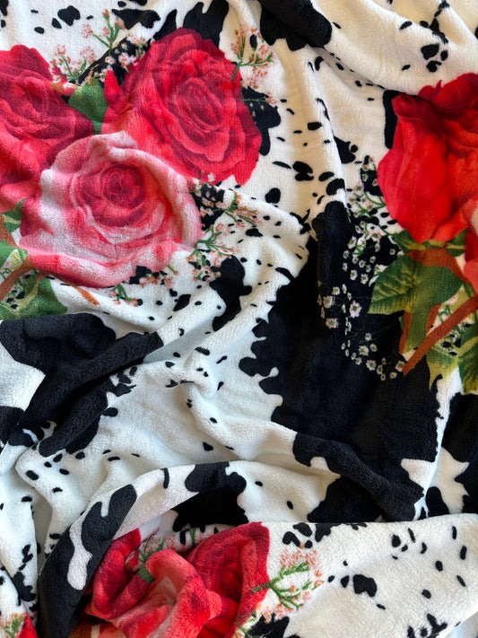 Cow & Roses Print Flannel Blanket