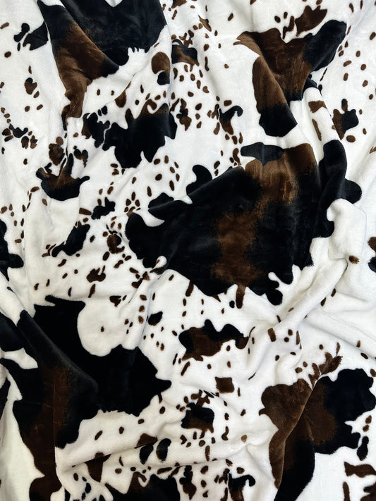 Multicolor Cow Print Flannel Blanket