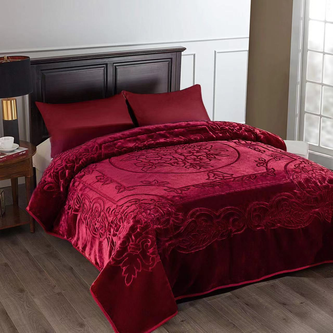 Burgundy Embossed Isabella 2 Ply Cloudy Blanket 5kg