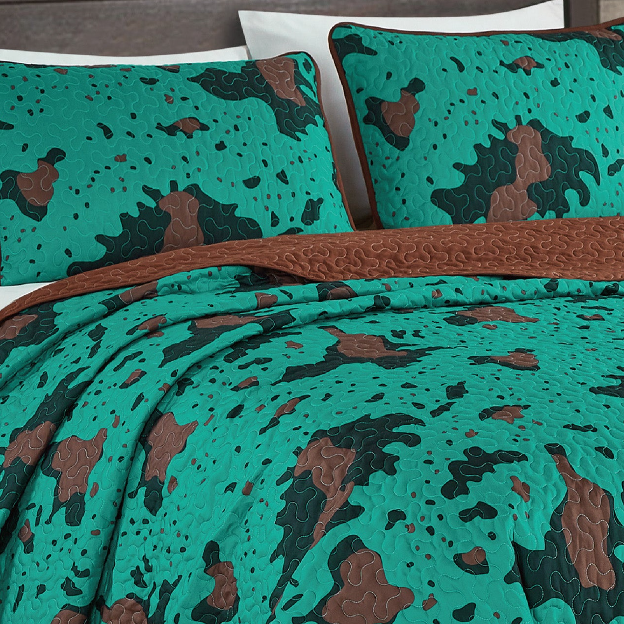 Teal Multicolor Cow Print Quilt Set