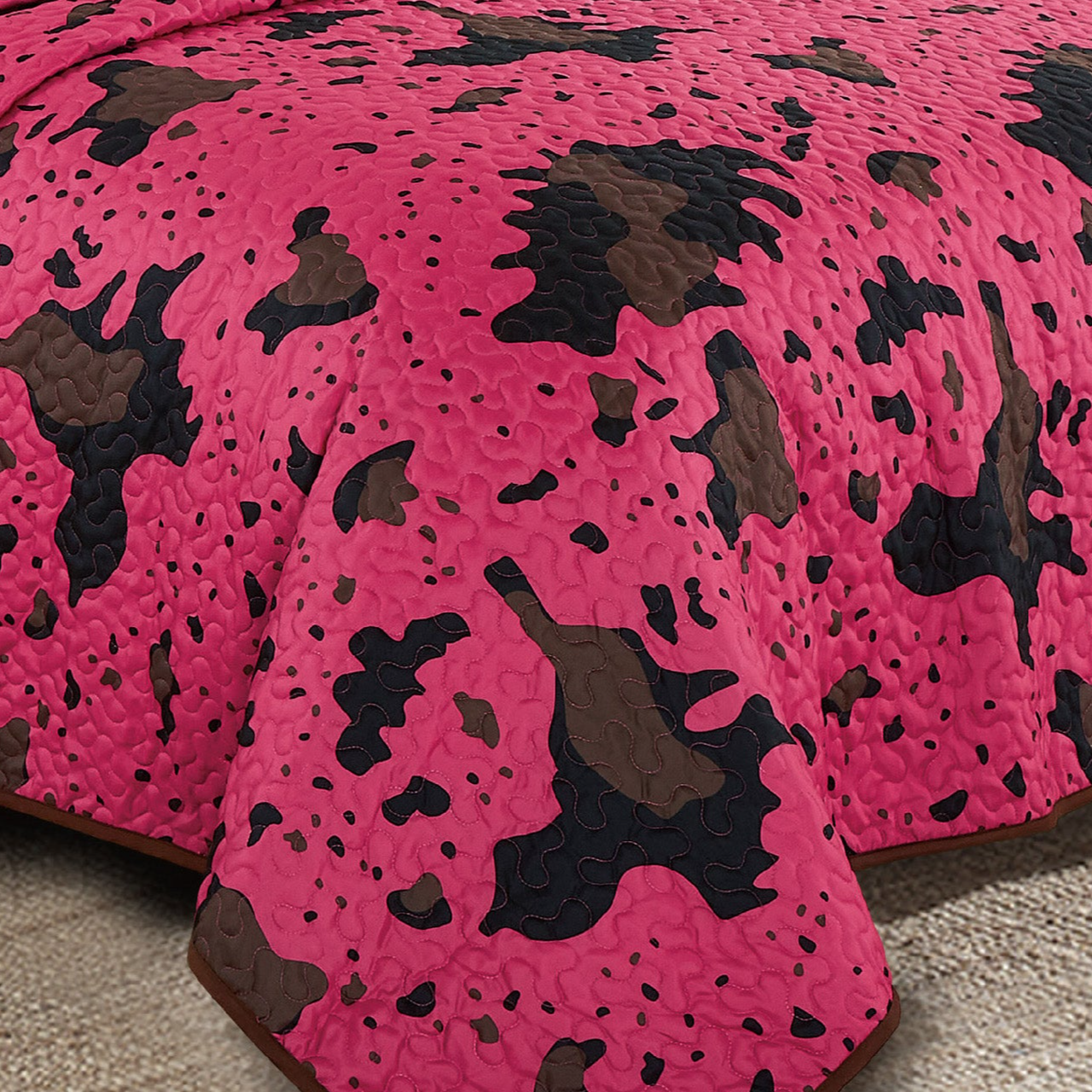 Pink Multicolor Cow Print Quilt Set