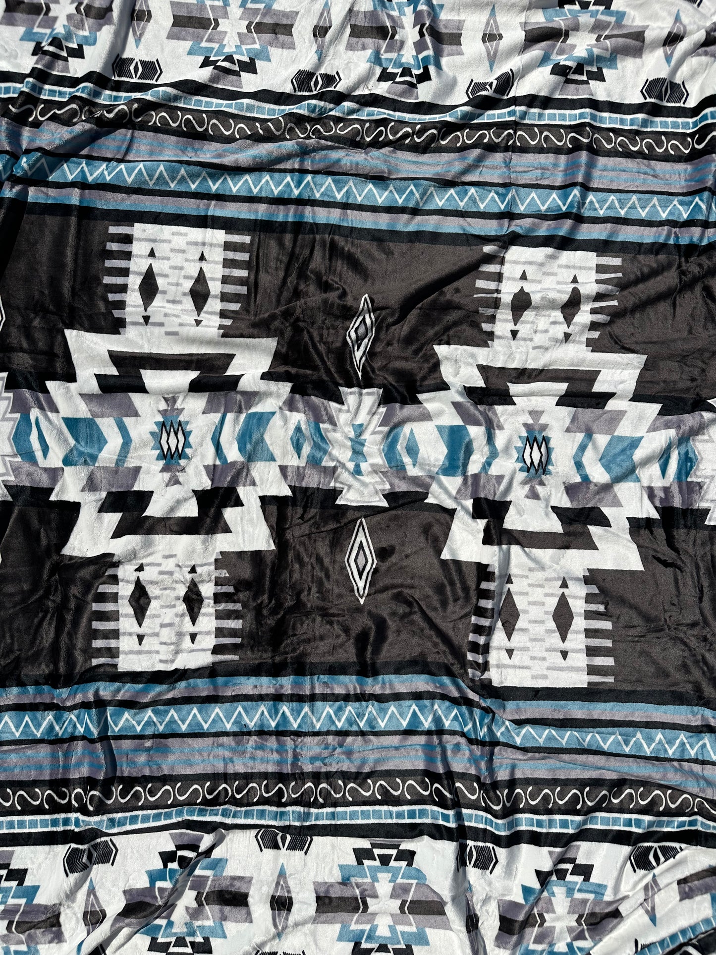B1 Black & Teal  Southwest Aztec Flannel Blanket