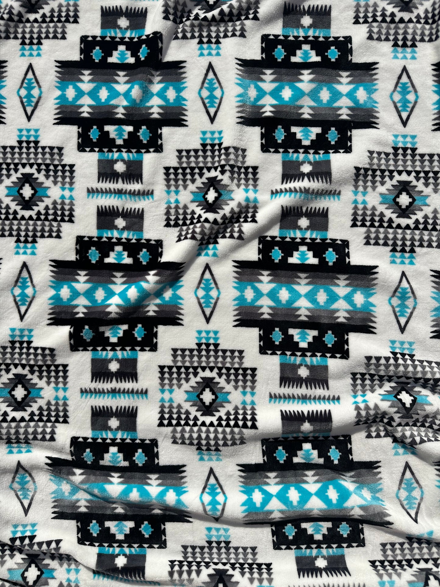 White & Turquoise Southwest Aztec Flannel Blanket