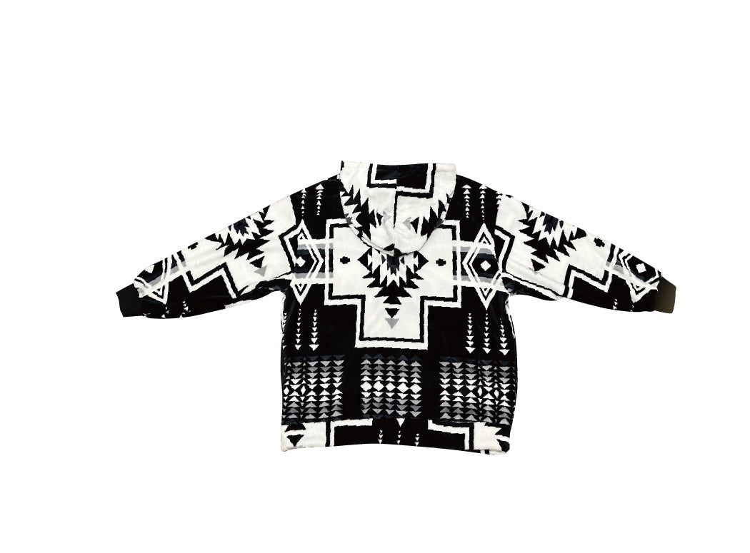 Black & White Southwest Aztec Blanket Jacket
